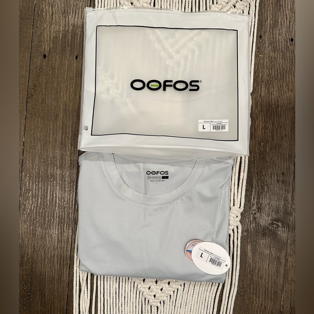 Oofos Men’s Tshirt
